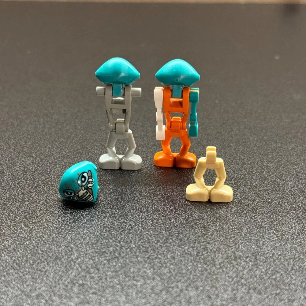 Lego Life On Mars Alien Figures Parts and pieces incomplete Orange,grey,tan,blue